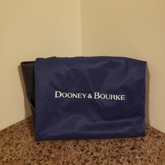 🌼Dooney & Bourke Bag Set🌼 - Picture 7 of 9